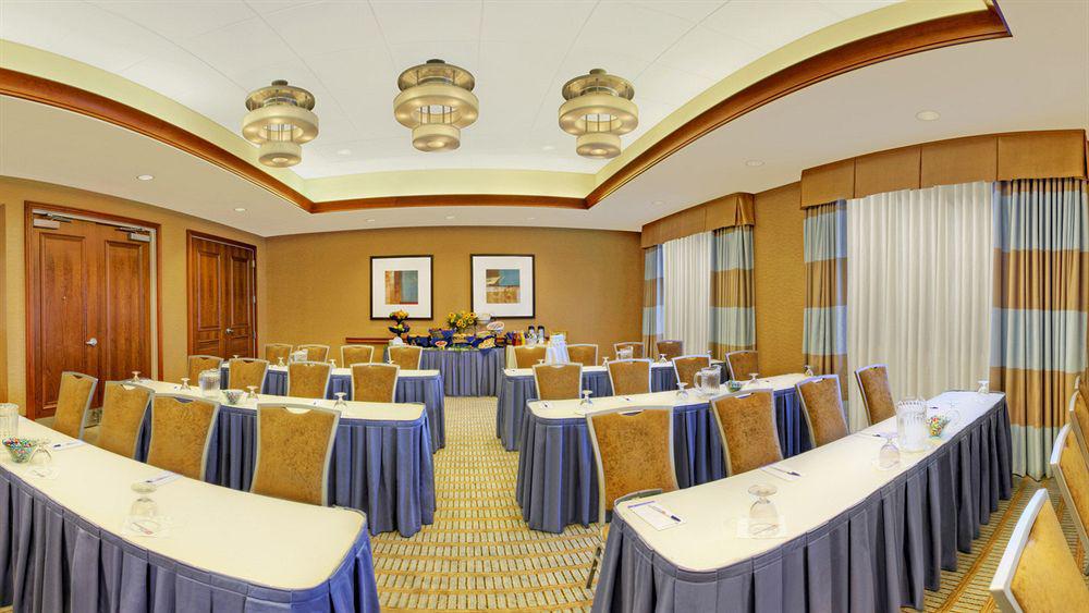 Hilton Garden Inn Portsmouth Downtown Экстерьер фото