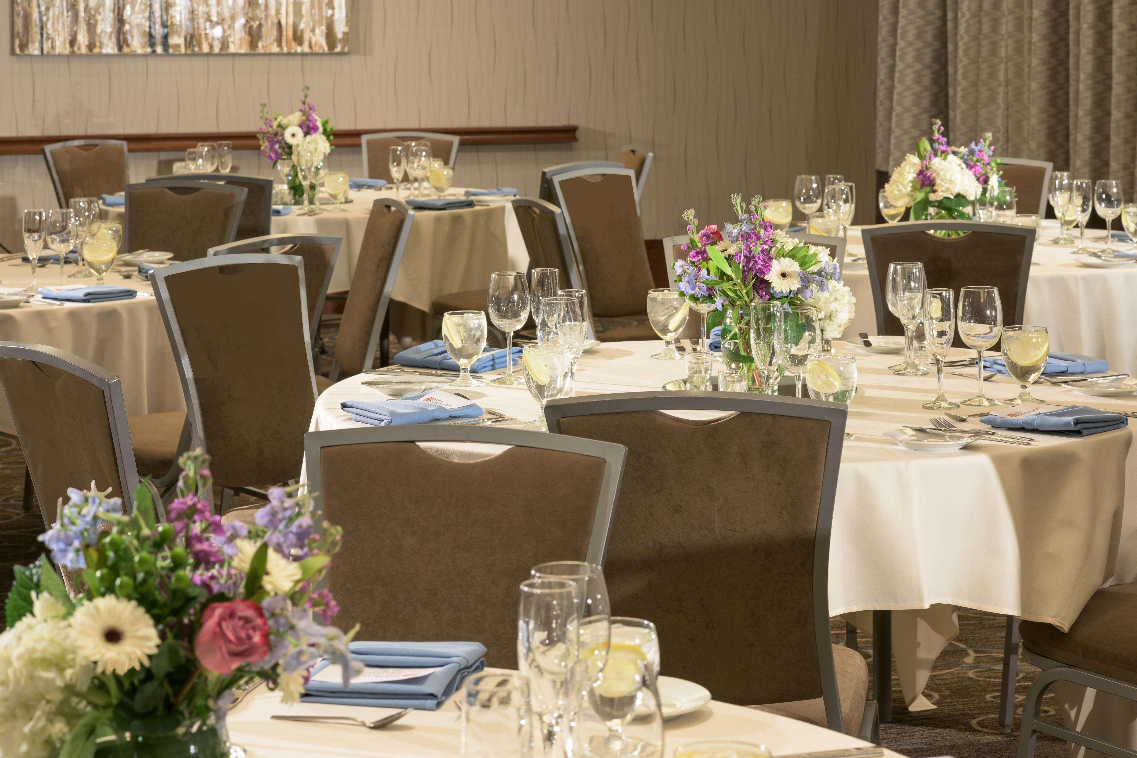 Hilton Garden Inn Portsmouth Downtown Экстерьер фото