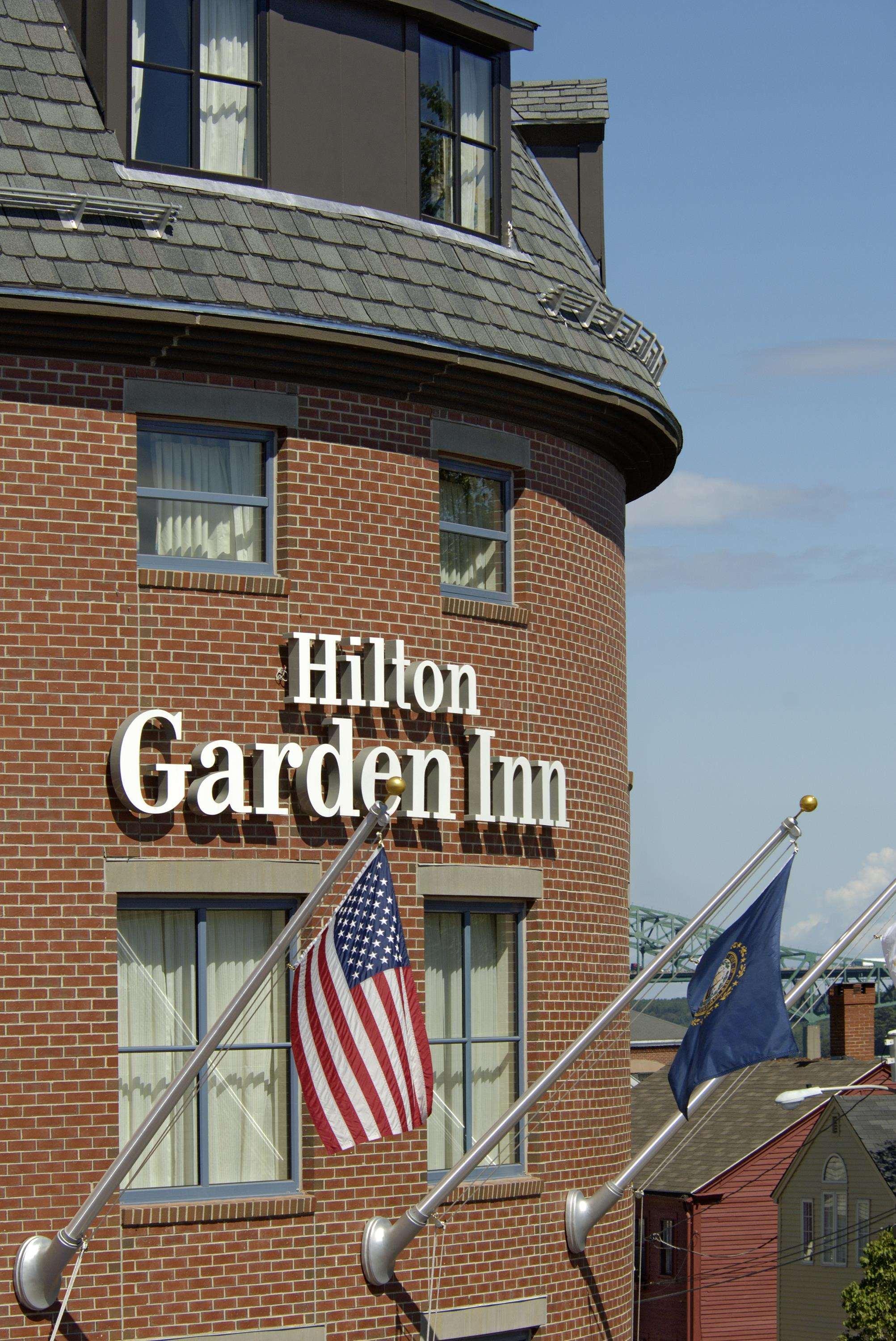 Hilton Garden Inn Portsmouth Downtown Экстерьер фото