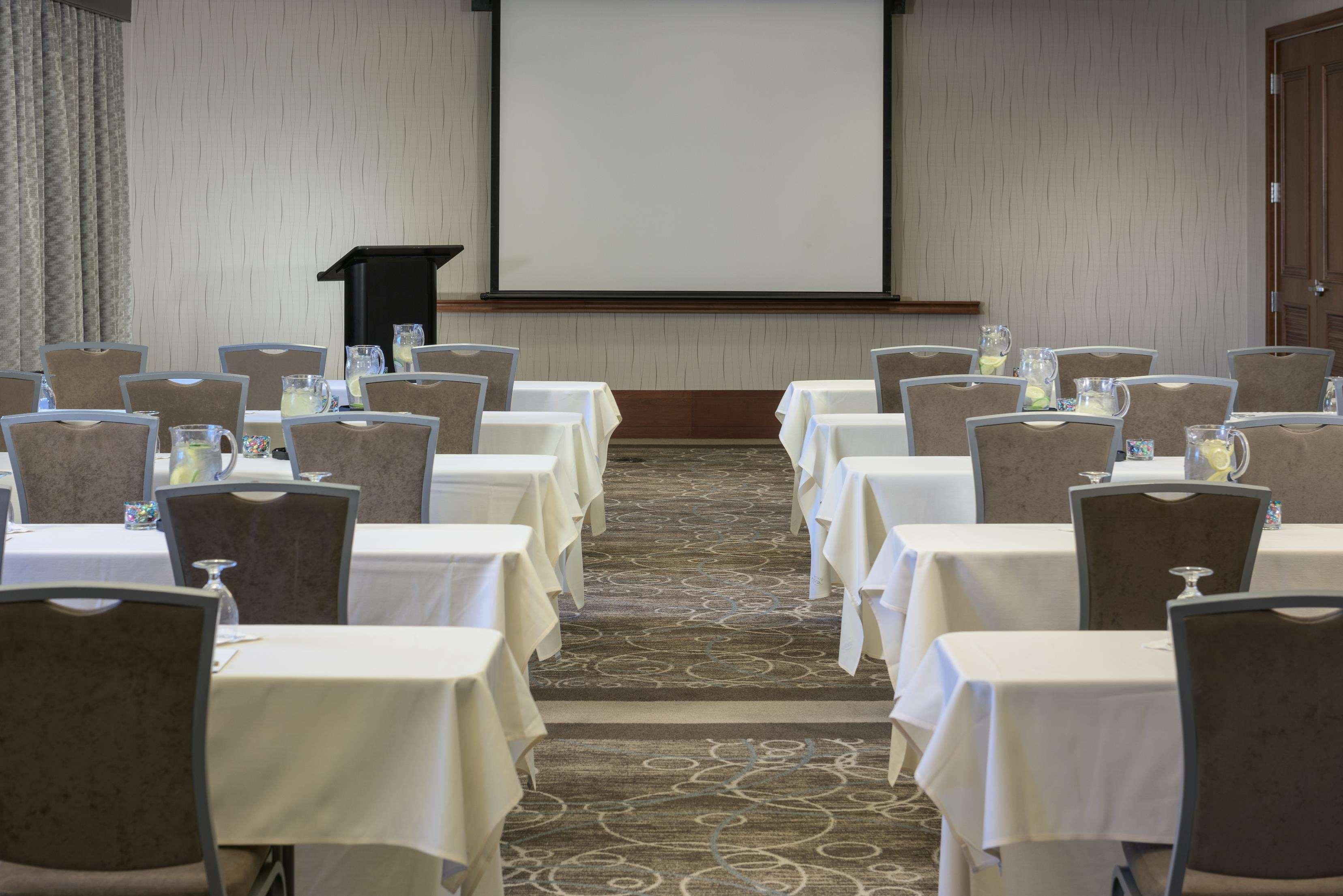 Hilton Garden Inn Portsmouth Downtown Экстерьер фото